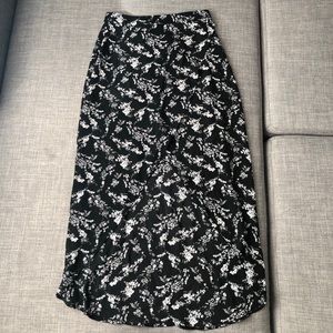 Forever 21 split front skirt